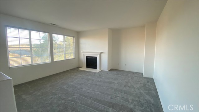 Detail Gallery Image 18 of 34 For 53051 Imperial, Lake Elsinore,  CA 92532 - 4 Beds | 2/1 Baths