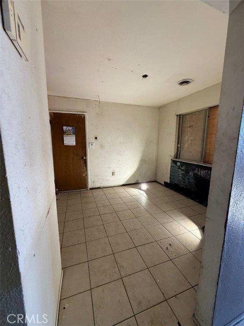 Detail Gallery Image 7 of 29 For 1311 W 1st St, Merced,  CA 95341 - 4 Beds | 2 Baths