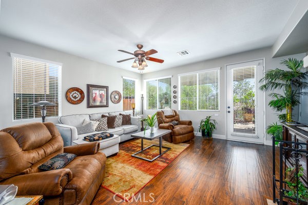 5 Ponte Brava, Lake Elsinore CA: https://media.crmls.org/medias/cdfa0a14-b361-475b-8ab8-ffcc9a157d45.jpg