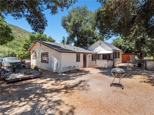 Detail Gallery Image 2 of 42 For 15221 Calle San Luis Potosi, Green Valley,  CA 91390 - 3 Beds | 2 Baths