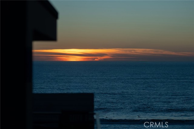 208 43rd, Manhattan Beach, California 90266, 3 Bedrooms Bedrooms, 0 ,3 BathroomsBathrooms,Residential,For Sale,43rd,0,SB26144684