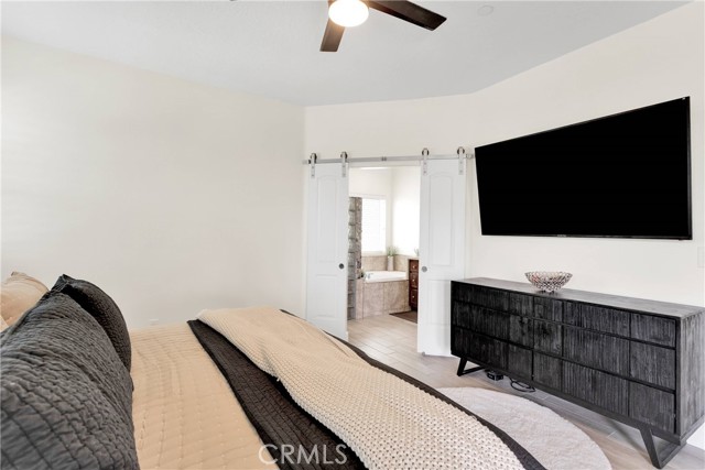 13699 Spring Valley Parkway, Victorville CA: https://media.crmls.org/medias/cdfabab5-8a75-499f-a30f-5cbaf8bfff3b.jpg