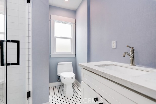 120 36th Place, Manhattan Beach, California 90266, 3 Bedrooms Bedrooms, ,2 BathroomsBathrooms,Residential,Sold,36th,SB23014621