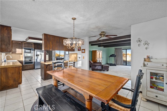 Detail Gallery Image 14 of 34 For 40830 W 43rd Street, Palmdale,  CA 93551 - 4 Beds | 2/1 Baths