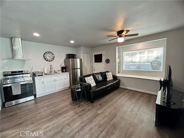 Detail Gallery Image 31 of 46 For 3150 Lime St, Riverside,  CA 92501 - 3 Beds | 2 Baths