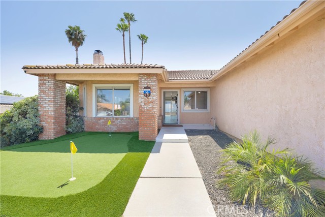 29817 Sloop Drive, Canyon Lake CA: https://media.crmls.org/medias/cdfcbbef-f241-4f94-b901-3e8d171bfa50.jpg