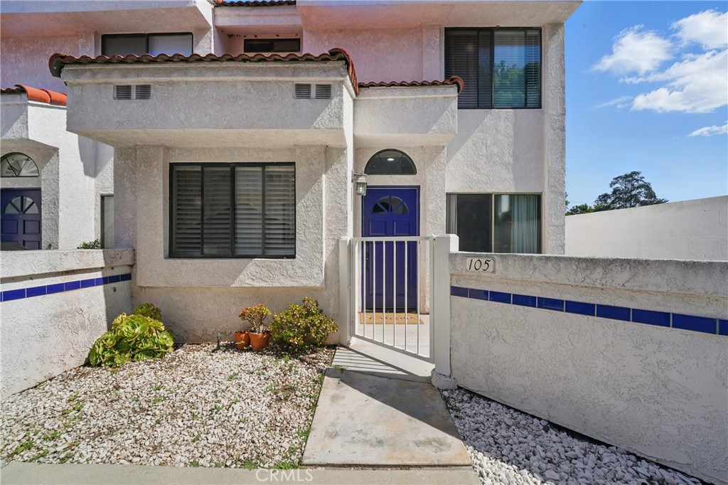 140 W 220th Street #105