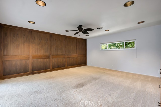 Image 11 of 35 For 9731 Rathburn