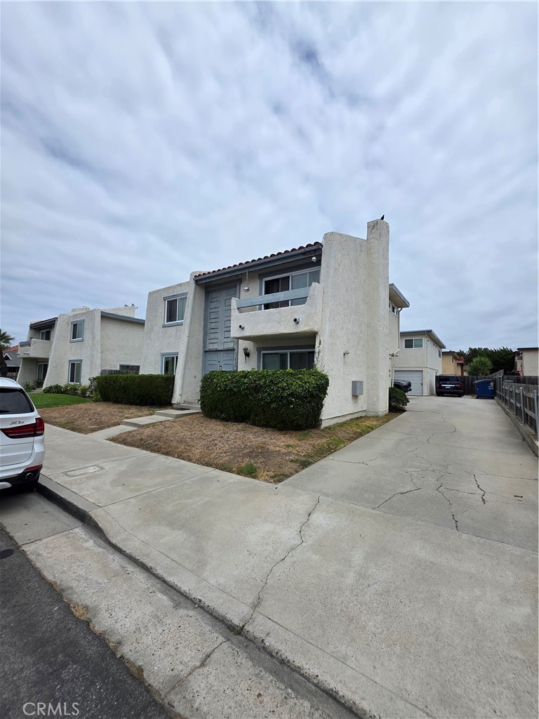 Apartment at 16702 Blanton Lane