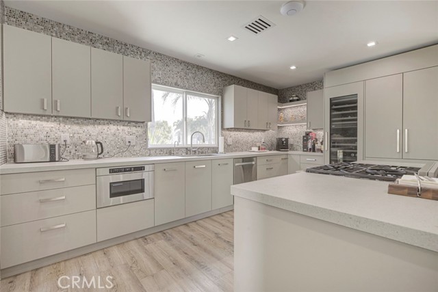 Detail Gallery Image 31 of 75 For 10555 Art St, Shadow Hills,  CA 91040 - 2 Beds | 3 Baths