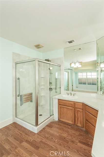 Detail Gallery Image 23 of 52 For 1094 E Monticello Cir, Fresno,  CA 93720 - 4 Beds | 2 Baths