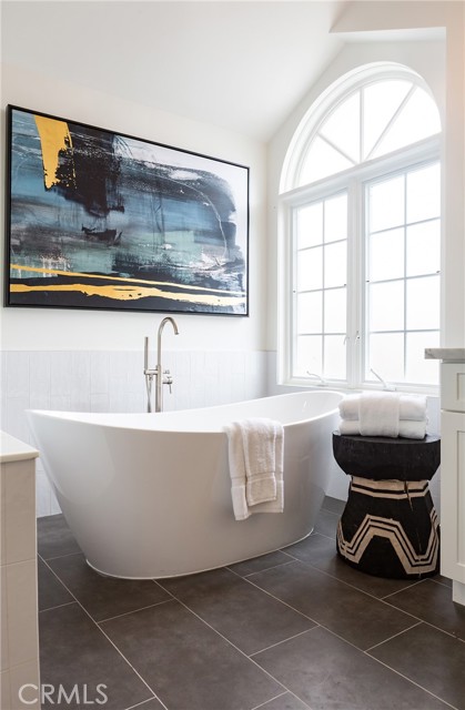 Detail Gallery Image 30 of 57 For 608 & 608 .5 Acacia Ave, Corona Del Mar,  CA 92625 - 5 Beds | 4 Baths