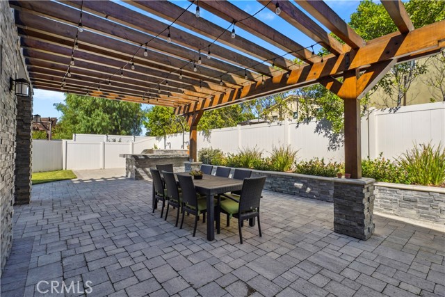 Detail Gallery Image 34 of 36 For 15731 Liggett St, North Hills,  CA 91343 - 5 Beds | 4 Baths