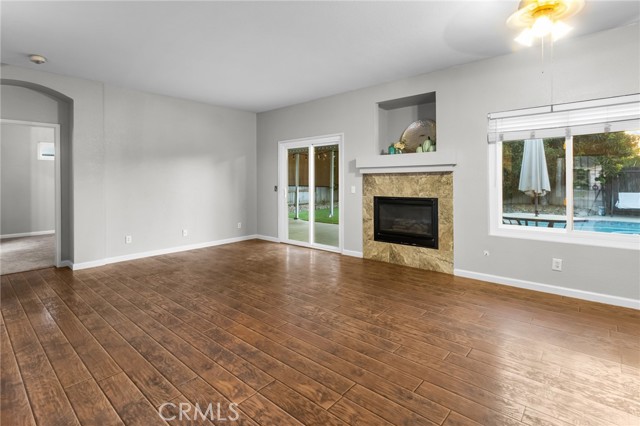 Detail Gallery Image 8 of 41 For 2037 Woodside Ct, Atwater,  CA 95301 - 4 Beds | 2 Baths