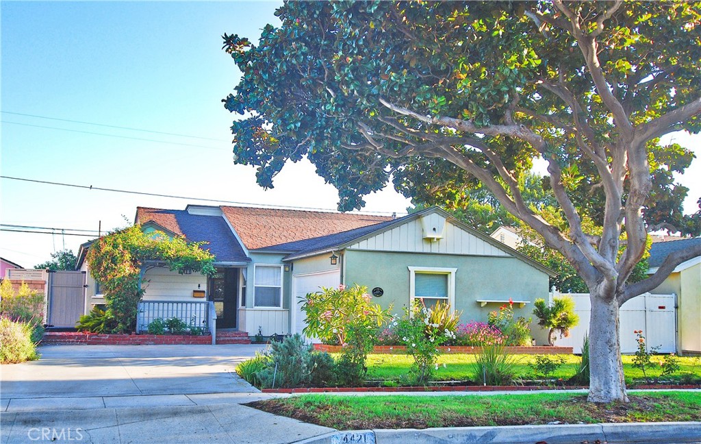 4421 Highgrove Avenue — image 1