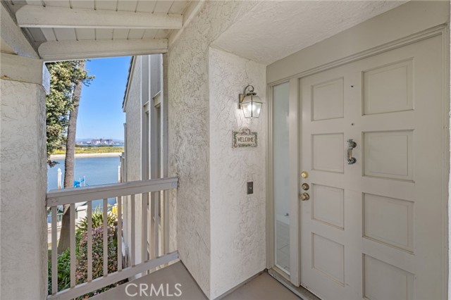 Detail Gallery Image 8 of 31 For 4 Kingston Ct, Coronado,  CA 92118 - 3 Beds | 2 Baths
