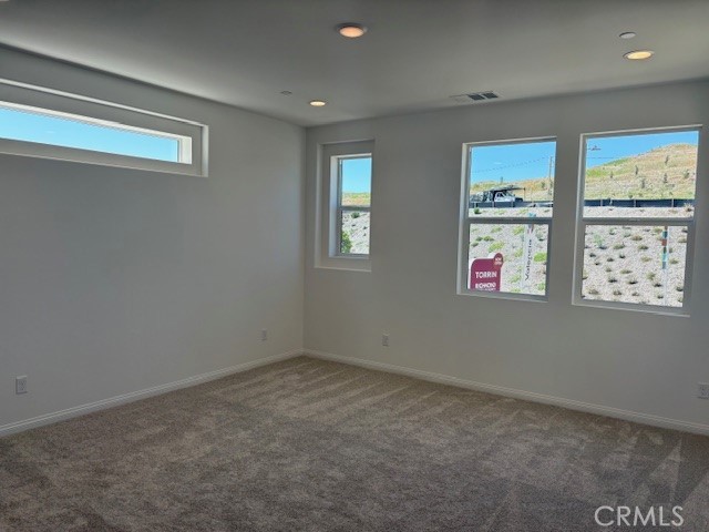 Detail Gallery Image 12 of 14 For 27358 Hyland Ct, Valencia,  CA 91381 - 4 Beds | 2/1 Baths