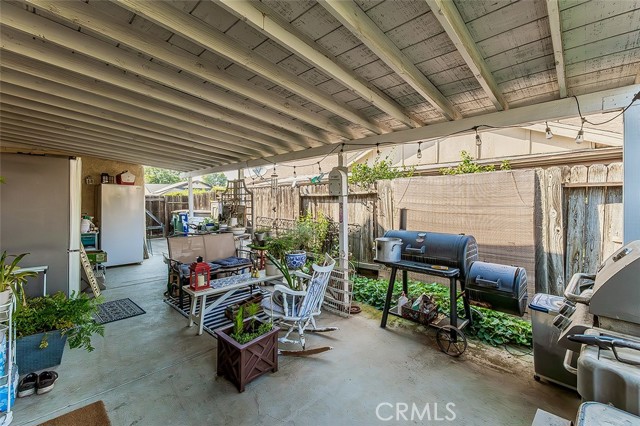 2468 Laverne, Clovis CA: https://media.crmls.org/medias/ce06378a-5580-47d1-8404-73679c052ee8.jpg