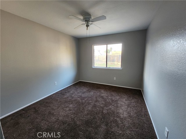 Detail Gallery Image 10 of 17 For 26068 Snow Creek Dr, Menifee,  CA 92586 - 4 Beds | 2 Baths