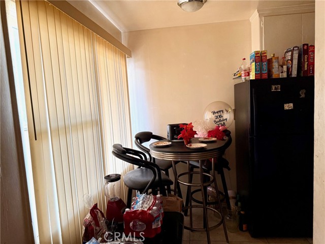 Detail Gallery Image 18 of 47 For 5231 Roseland, Los Angeles,  CA 90016 - – Beds | – Baths