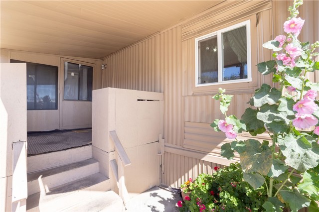 Detail Gallery Image 19 of 22 For 18540 Soledad Canyon Rd Spc 17,  Canyon Country,  CA 91351 - 3 Beds | 1 Baths