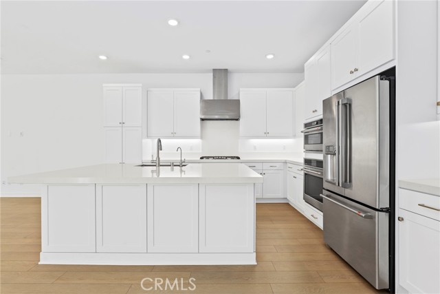 27124 Purple Sage Court, Valencia CA: https://media.crmls.org/medias/ce0878cc-99d9-4ff1-a47d-099035c909b0.jpg