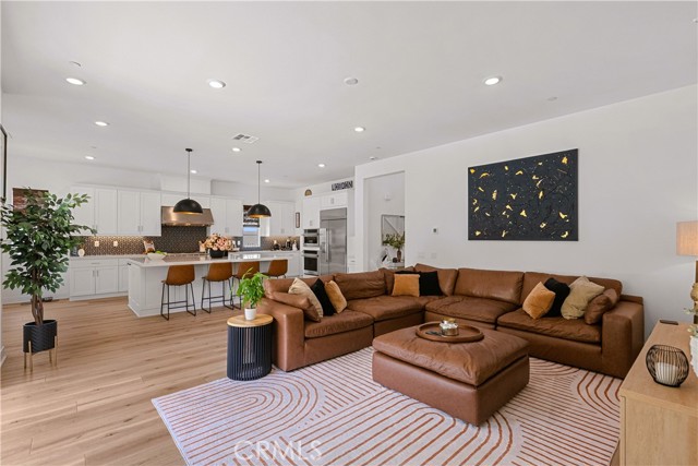 29467 Camino Saguaro, Valencia CA: https://media.crmls.org/medias/ce096f88-3d78-406a-9bae-b7b3caa497af.jpg