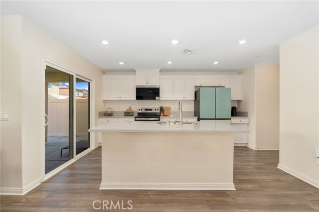 Detail Gallery Image 7 of 37 For 25576 Cetara, Homeland,  CA 92548 - 5 Beds | 3 Baths