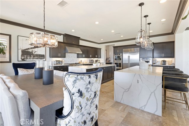 Detail Gallery Image 11 of 35 For 20144 Jubilee Way, Porter Ranch,  CA 91326 - 5 Beds | 6 Baths