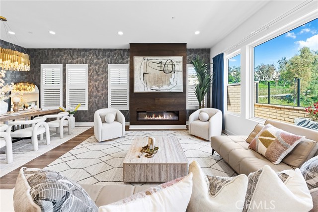 Detail Gallery Image 13 of 75 For 27 Alessio, Lake Forest,  CA 92630 - 5 Beds | 4/2 Baths