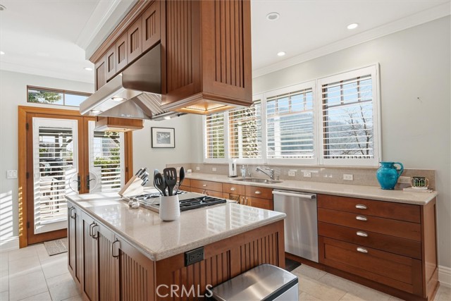 Detail Gallery Image 38 of 75 For 39290 Point, Bass Lake,  CA 93604 - 4 Beds | 5 Baths