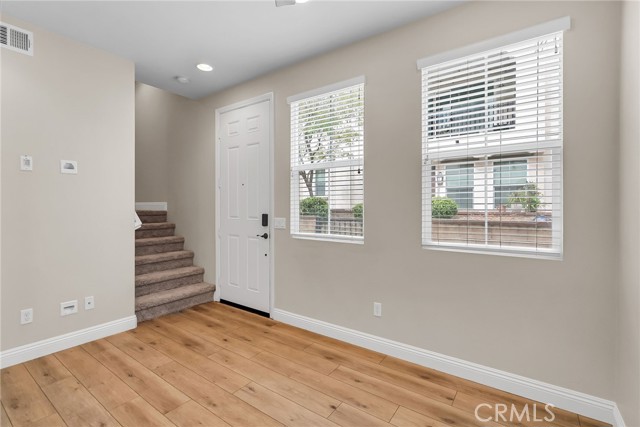 Detail Gallery Image 20 of 28 For 137 Macintosh Way, Upland,  CA 91786 - 2 Beds | 4 Baths