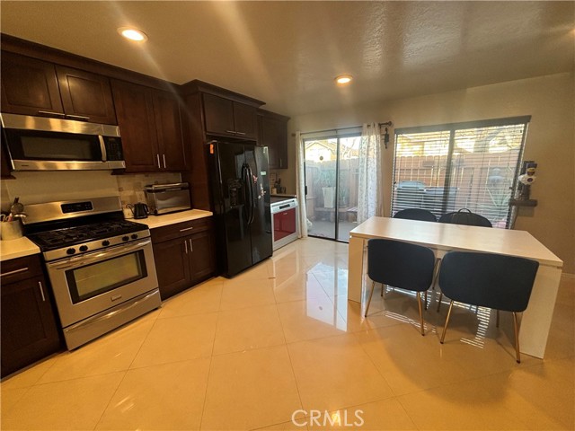 Ce0Adce3 D778 46C9 Ac3A 329A3F830B09 982 S Crossbow Lane #10, Anaheim, Ca 92804 &Lt;Span Style='Backgroundcolor:transparent;Padding:0Px;'&Gt; &Lt;Small&Gt; &Lt;I&Gt; &Lt;/I&Gt; &Lt;/Small&Gt;&Lt;/Span&Gt;