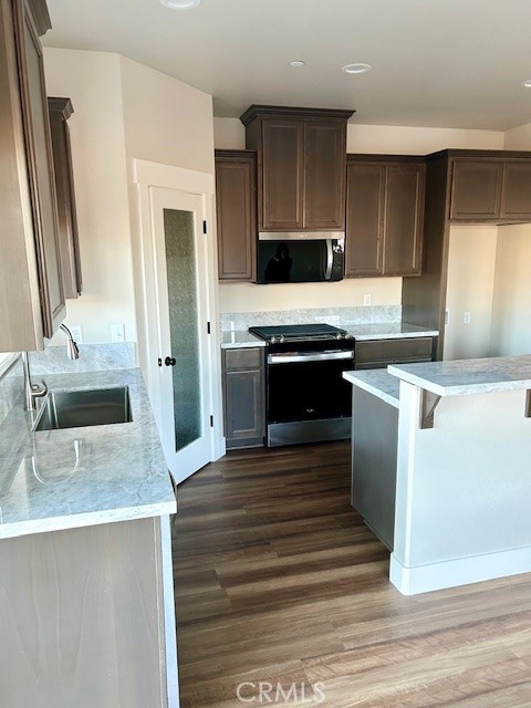 Detail Gallery Image 3 of 17 For 956 Pearson, Paradise,  CA 95969 - 3 Beds | 2/1 Baths