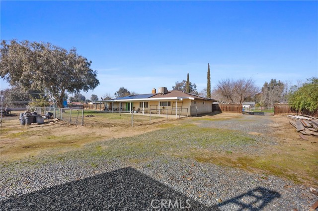 7519 Man O War Street, Bakersfield CA: https://media.crmls.org/medias/ce0c99b5-3998-47ab-84d3-08986ae45c30.jpg