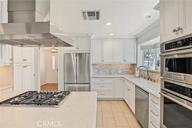 18220 Clark Street photo 11