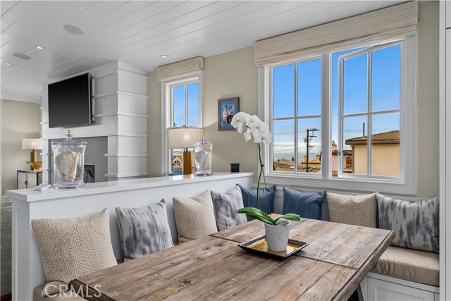 Detail Gallery Image 22 of 52 For 441 28th St, Manhattan Beach,  CA 90266 - 4 Beds | 4/1 Baths