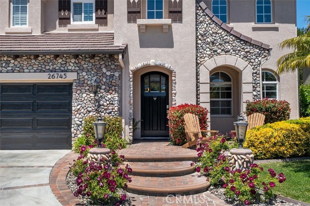 26745 Sandburn Place, Stevenson Ranch CA: https://media.crmls.org/medias/ce0d5233-e1f6-480f-a8e8-efdde5b9a755.jpg