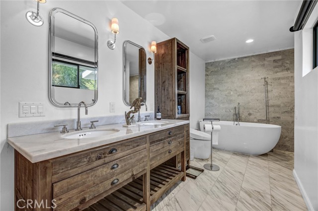 Detail Gallery Image 19 of 36 For 20351 Alerion Pl, Woodland Hills,  CA 91364 - 4 Beds | 2/1 Baths