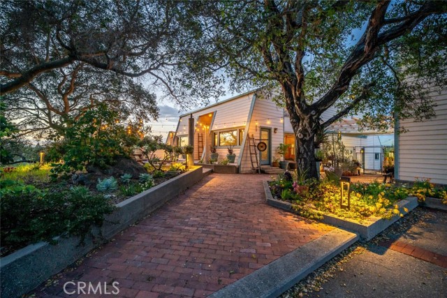1505 Tiffany Ranch Road, Arroyo Grande CA: https://media.crmls.org/medias/ce0f63f5-5a73-4bdf-b07e-c1b14b8e64b2.jpg