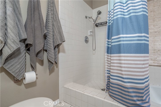Detail Gallery Image 23 of 43 For 18250 Devonwood Cir, Fountain Valley,  CA 92708 - 3 Beds | 2 Baths