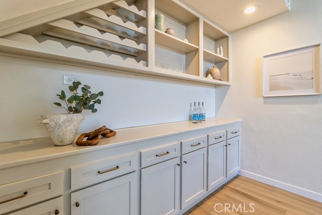 Detail Gallery Image 8 of 40 For 1463 N View Dr, Westlake Village,  CA 91362 - 2 Beds | 2/1 Baths