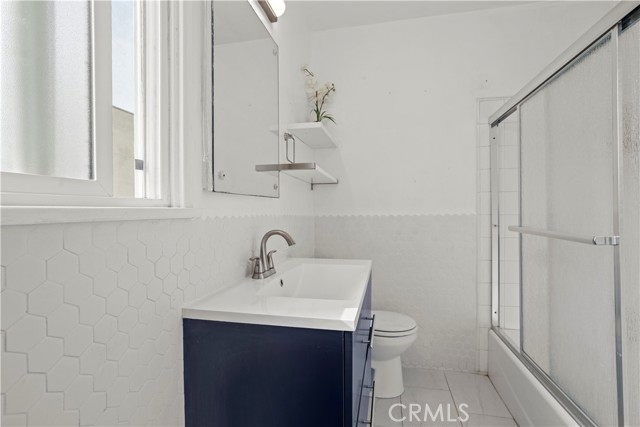 Detail Gallery Image 25 of 29 For 300 W Hillsdale, Inglewood,  CA 90302 - – Beds | – Baths