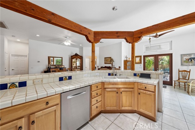 54030 Eisenhower Drive, La Quinta CA: https://media.crmls.org/medias/ce11f36c-f2c9-414e-b8f2-00a8927775e2.jpg