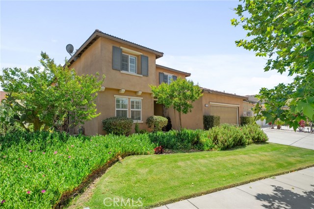Detail Gallery Image 3 of 53 For 4736 Marrieta St, Jurupa Valley,  CA 91752 - 5 Beds | 4 Baths