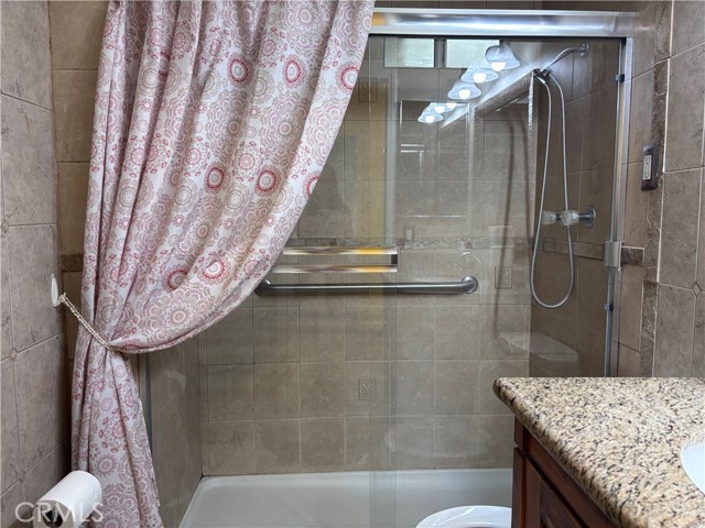 Detail Gallery Image 12 of 30 For 400 N Virginia Ave, Azusa,  CA 91702 - 2 Beds | 1 Baths