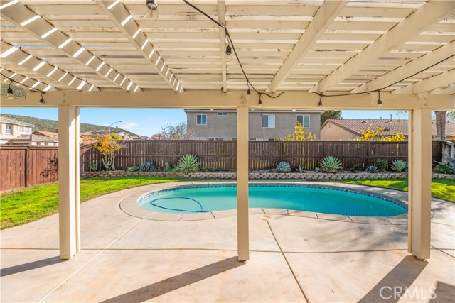 Detail Gallery Image 41 of 49 For 32816 Autumn Wood Cir, Lake Elsinore,  CA 92530 - 3 Beds | 2 Baths