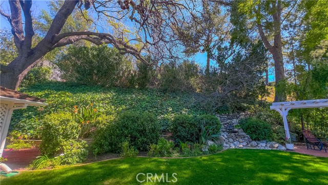 Detail Gallery Image 5 of 41 For 27328 Country Glen Rd, Agoura Hills,  CA 91301 - 4 Beds | 3 Baths