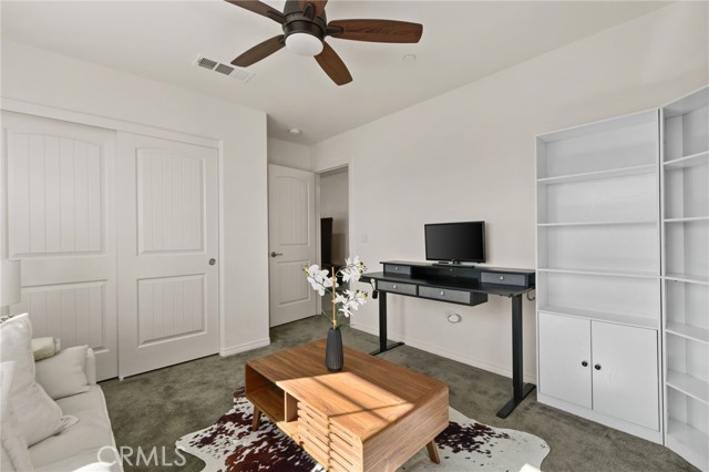 Detail Gallery Image 26 of 31 For 16724 Stags Leap, Fontana,  CA 92336 - 3 Beds | 2/1 Baths