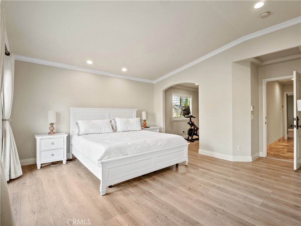 MLS #SR25253604 image #22